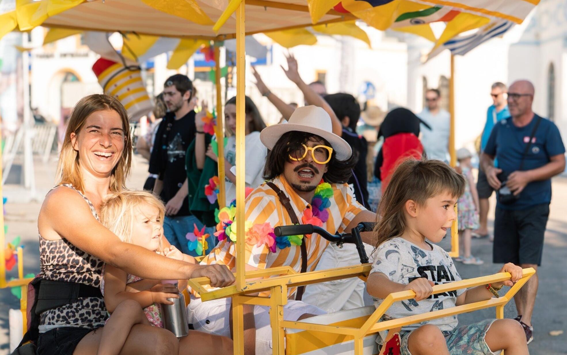 Animação Familiar na FATACIL