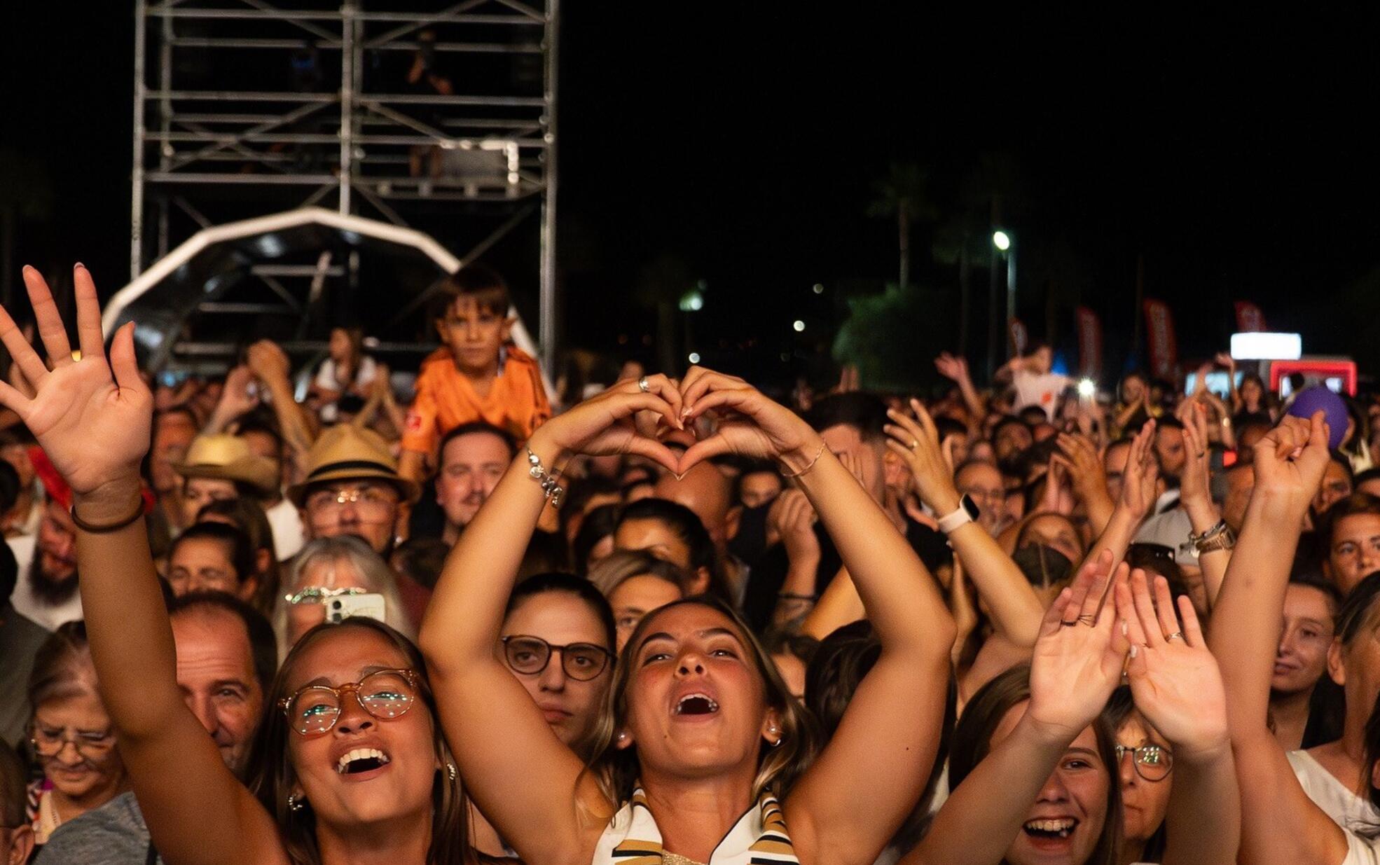 Público nos concertos da FATACIL