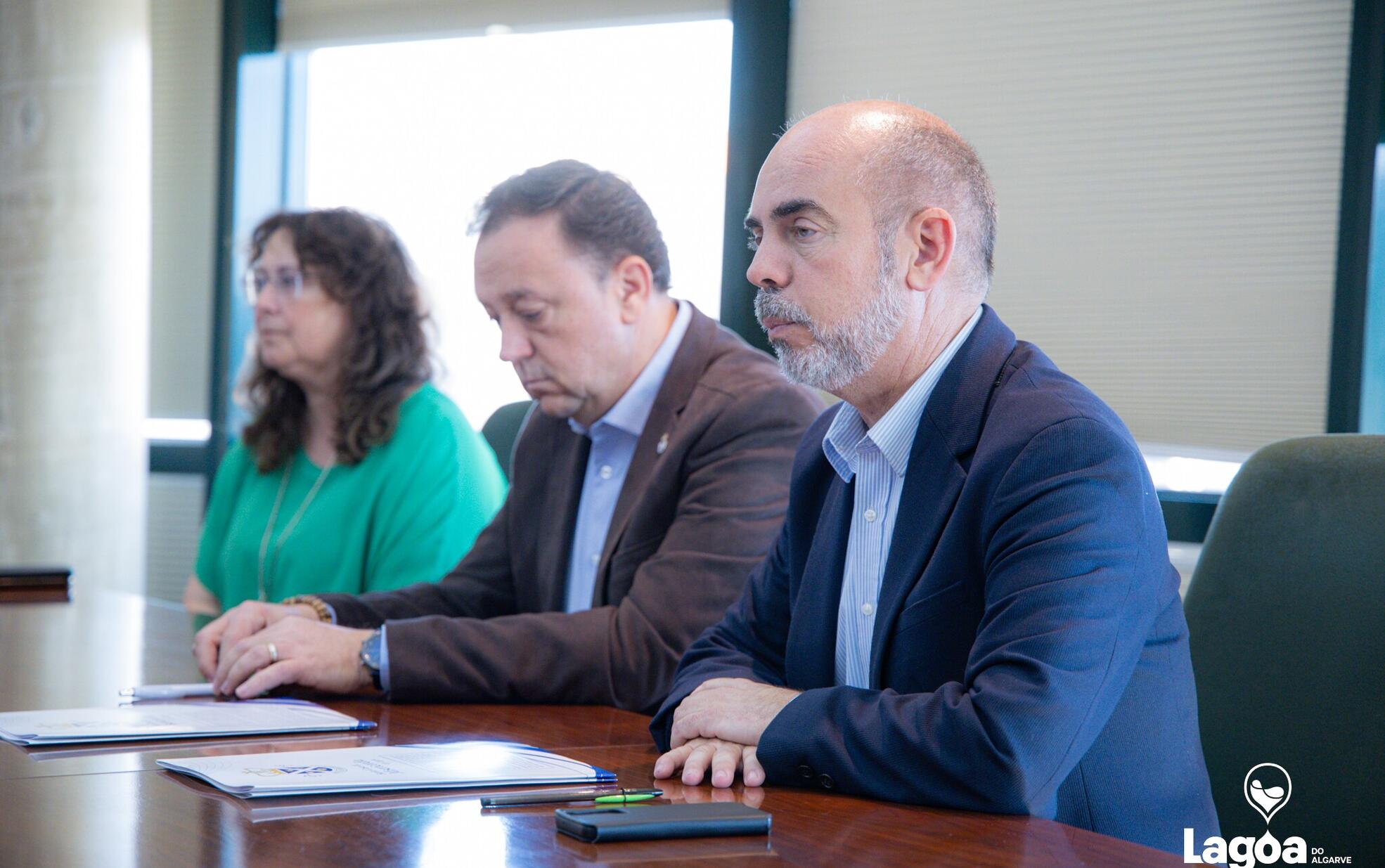 Assinatura Contrato 01