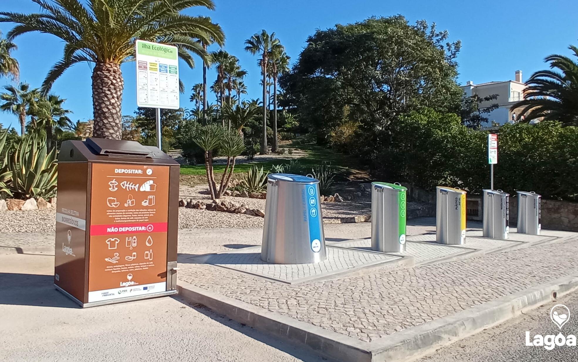 Município de Lagoa investiu mais de 400 mil euros em novos contentores subterrâneos de resíduos s...