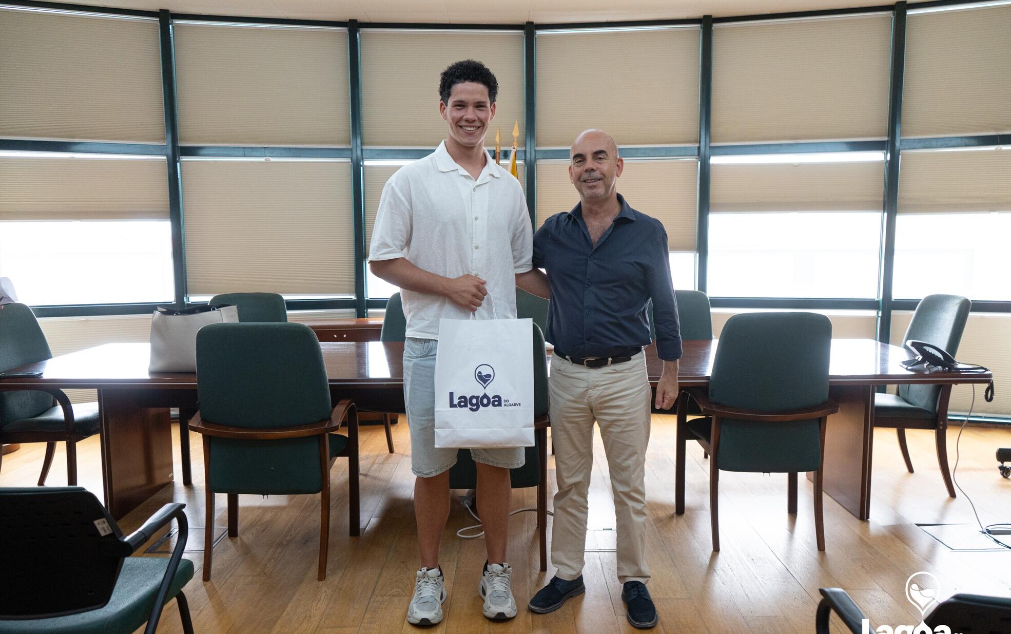 Município de Lagoa reconhece mérito desportivo de Paulo Bernardo Serra, Campeão Nacional da I Div...