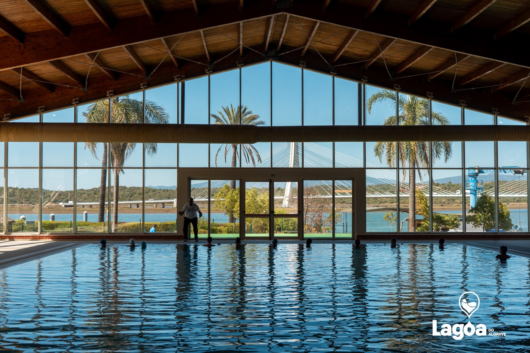 Piscina Municipal da Mexilhoeira da Carregação 01