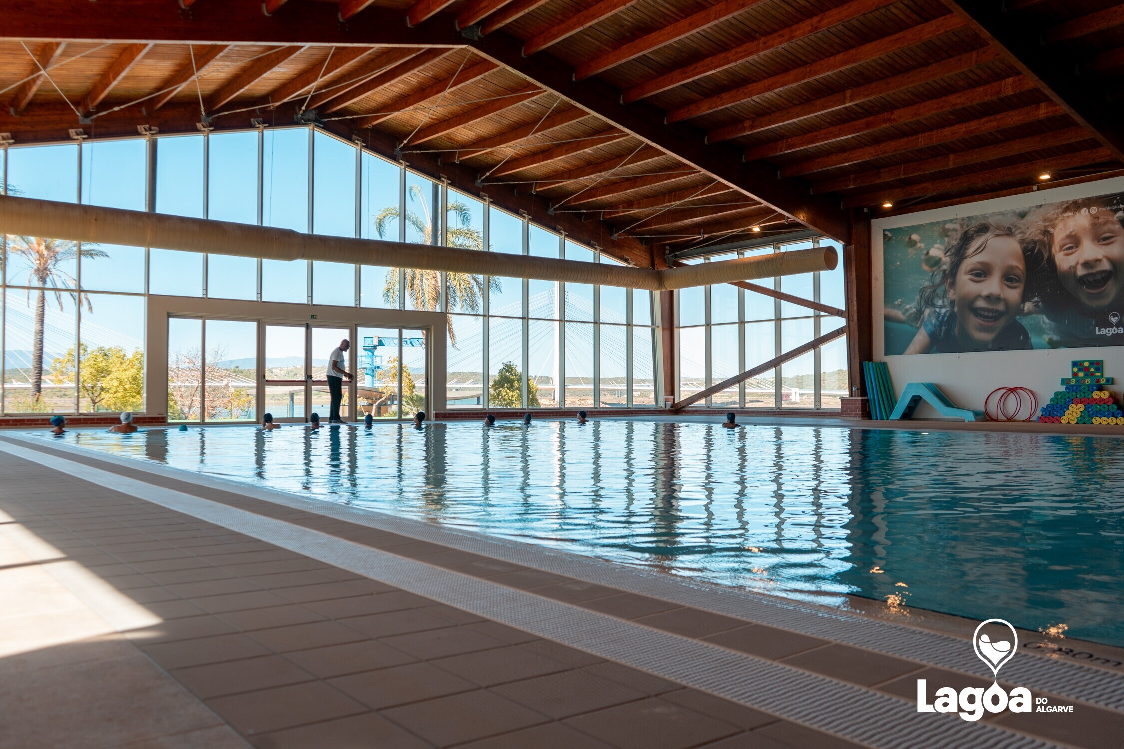 Piscina Municipal da Mexilhoeira da Carregação 02